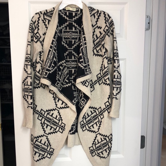 Anthropologie Sweaters - Open front cardigan